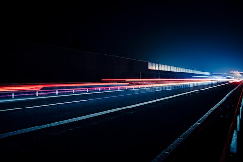 Immagine gratuita di autostrada, fasci di luce, luci