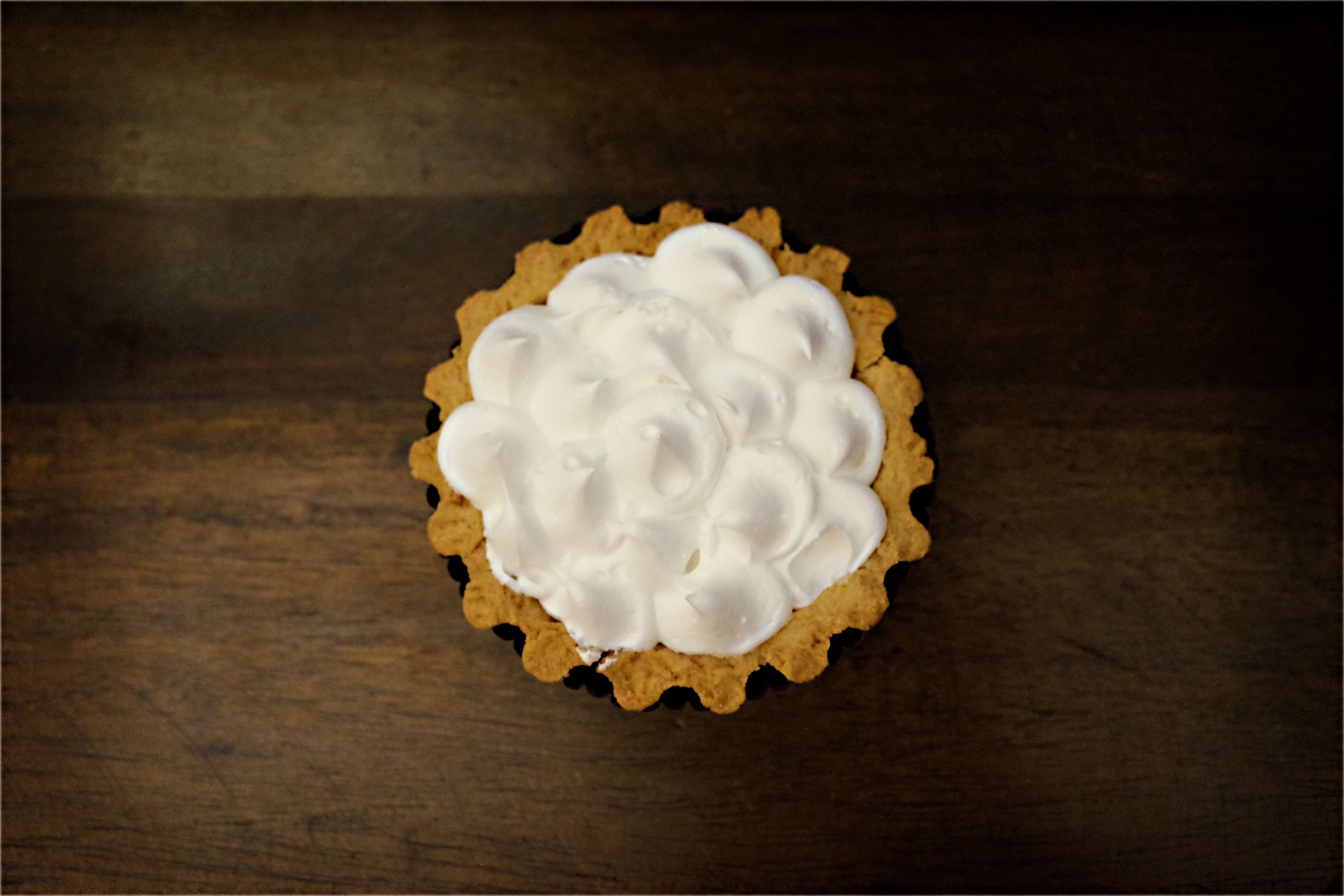 Vegan Aquafaba Meringue Lemon Pie