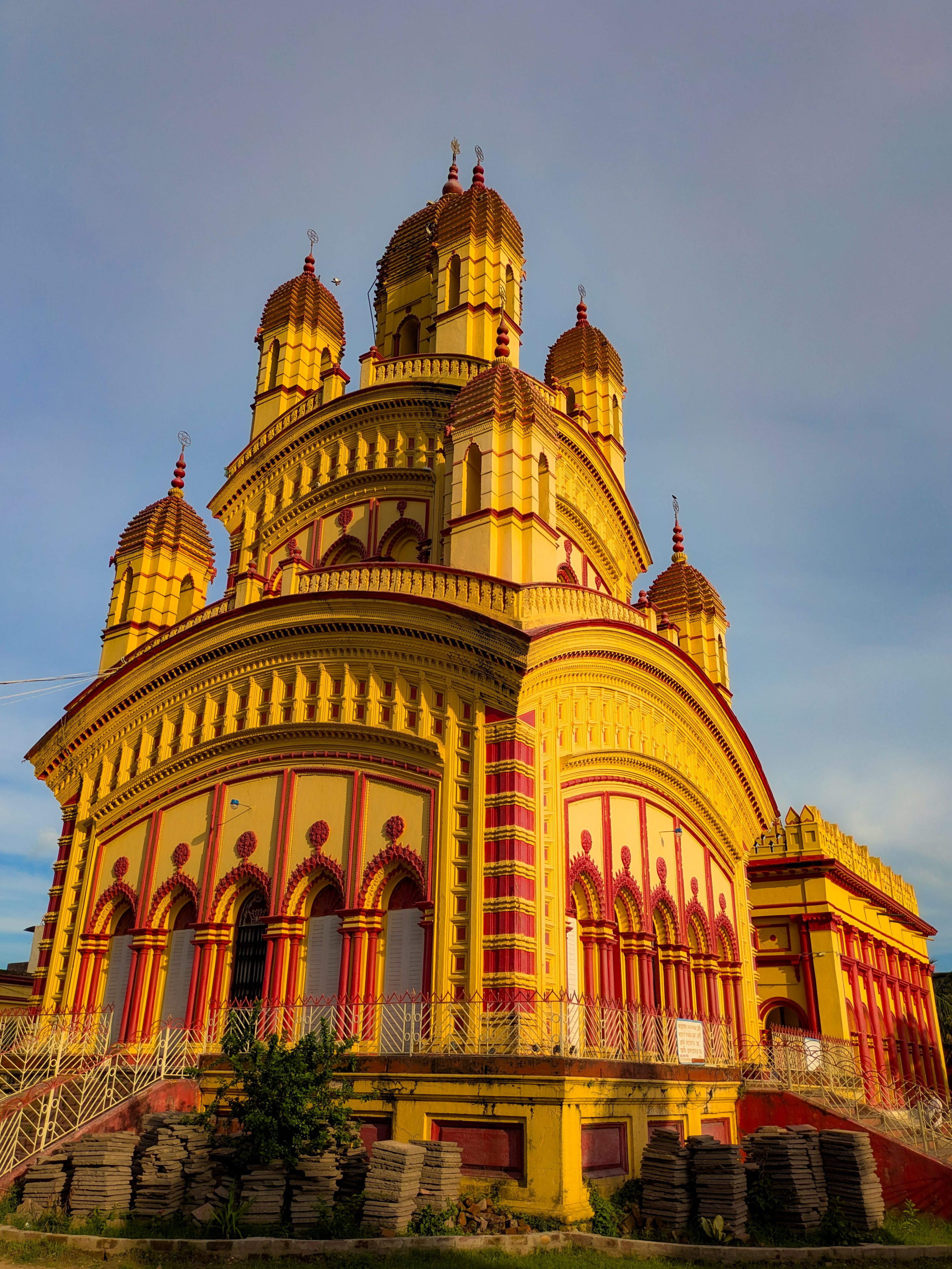 Dakshineswar Kali Temple — History, Significance & Jyotish Connection