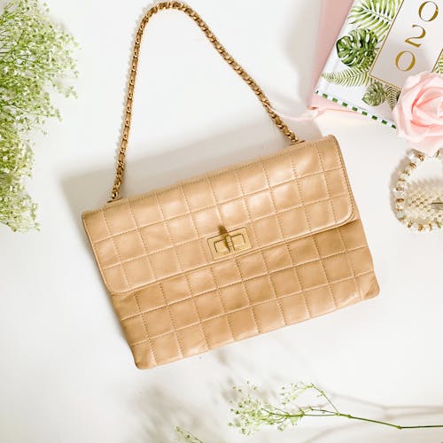 Free Flatlay Photo Of A Nude Bag Stock Photo