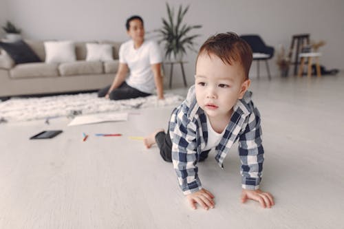 Foto profissional grátis de bebê, bonitinho, cômodo