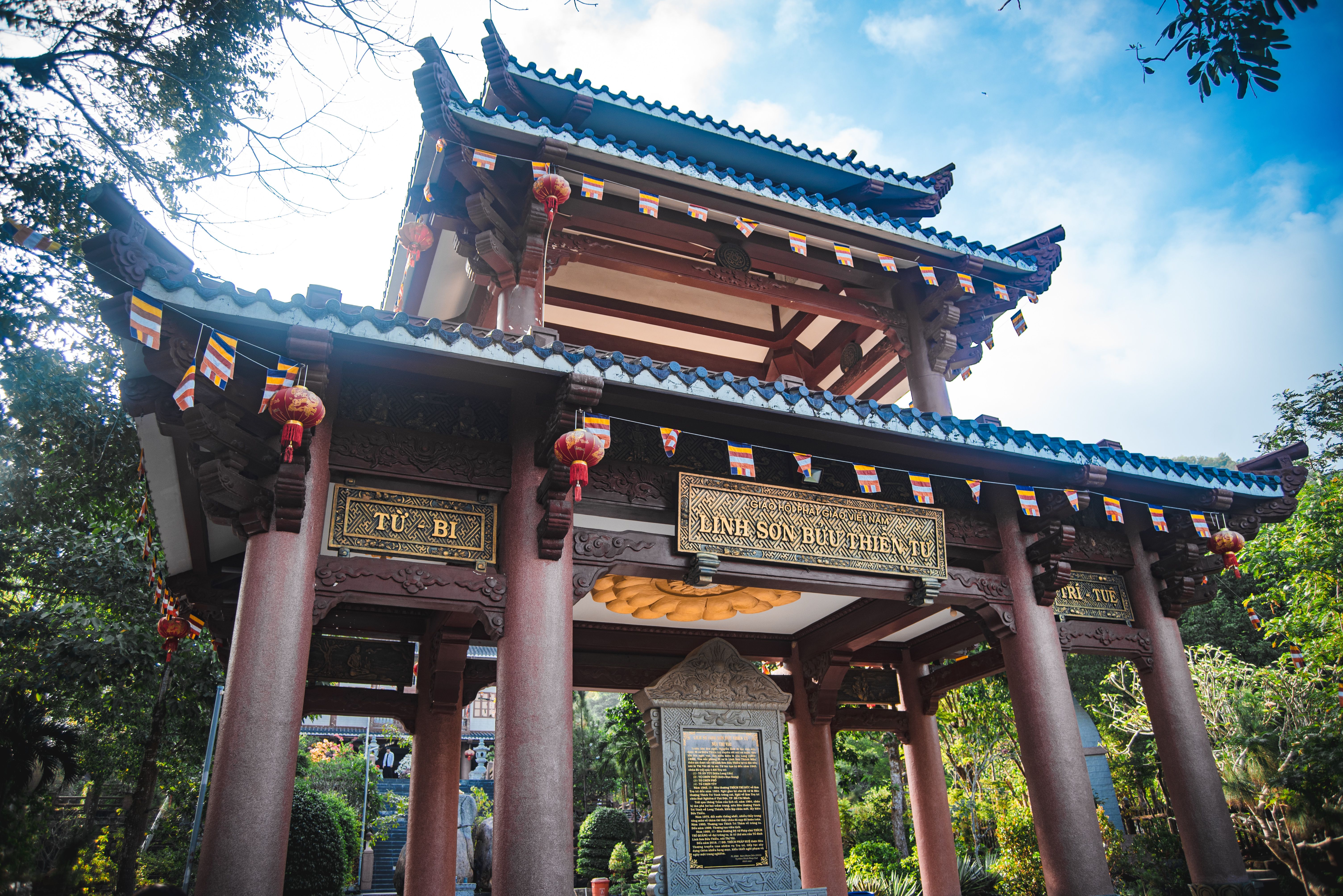 Landmarks in Con Son