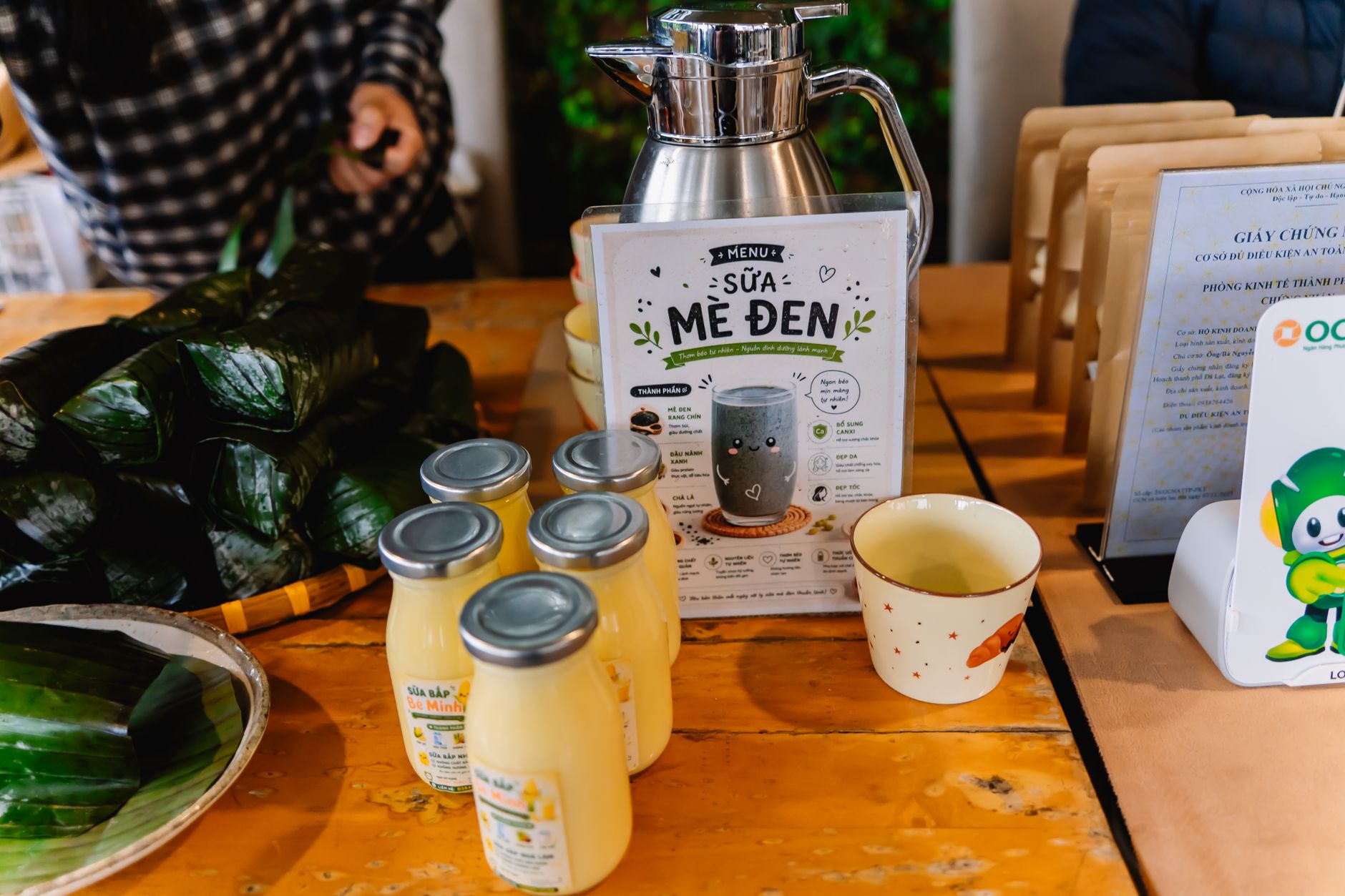 Thị trường FMCG Việt Nam sôi động với hàng loạt sản phẩm mới: Snack, đồ uống, bánh kẹo