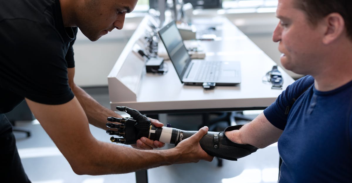 台中榮總榮獲國際認證 成為全國首家 羅莎機械手臂 官方培訓中心揭牌