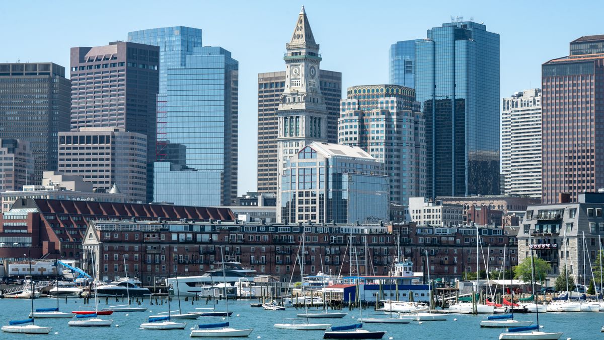 Top Boston, MA Birthday Freebies With No Purchase Necessary: Safe Entry Guide