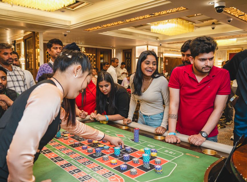 Online Casino: Spielautomaten und Live-Spiele im Überblick