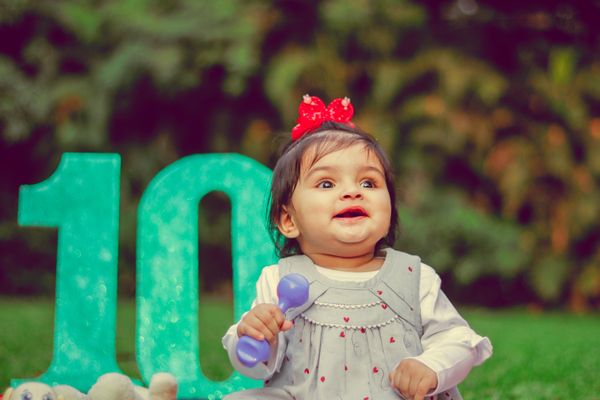 Baby milestone outdoor photoshoot