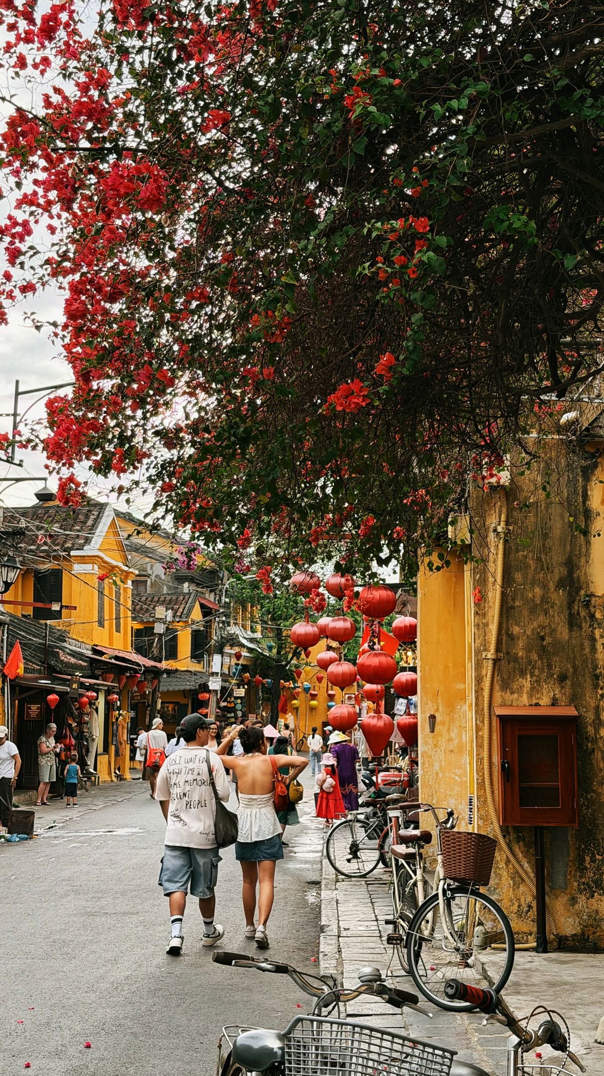 Hoi An — A town of lanterns, yellow facades and slow evenings by the river (4)