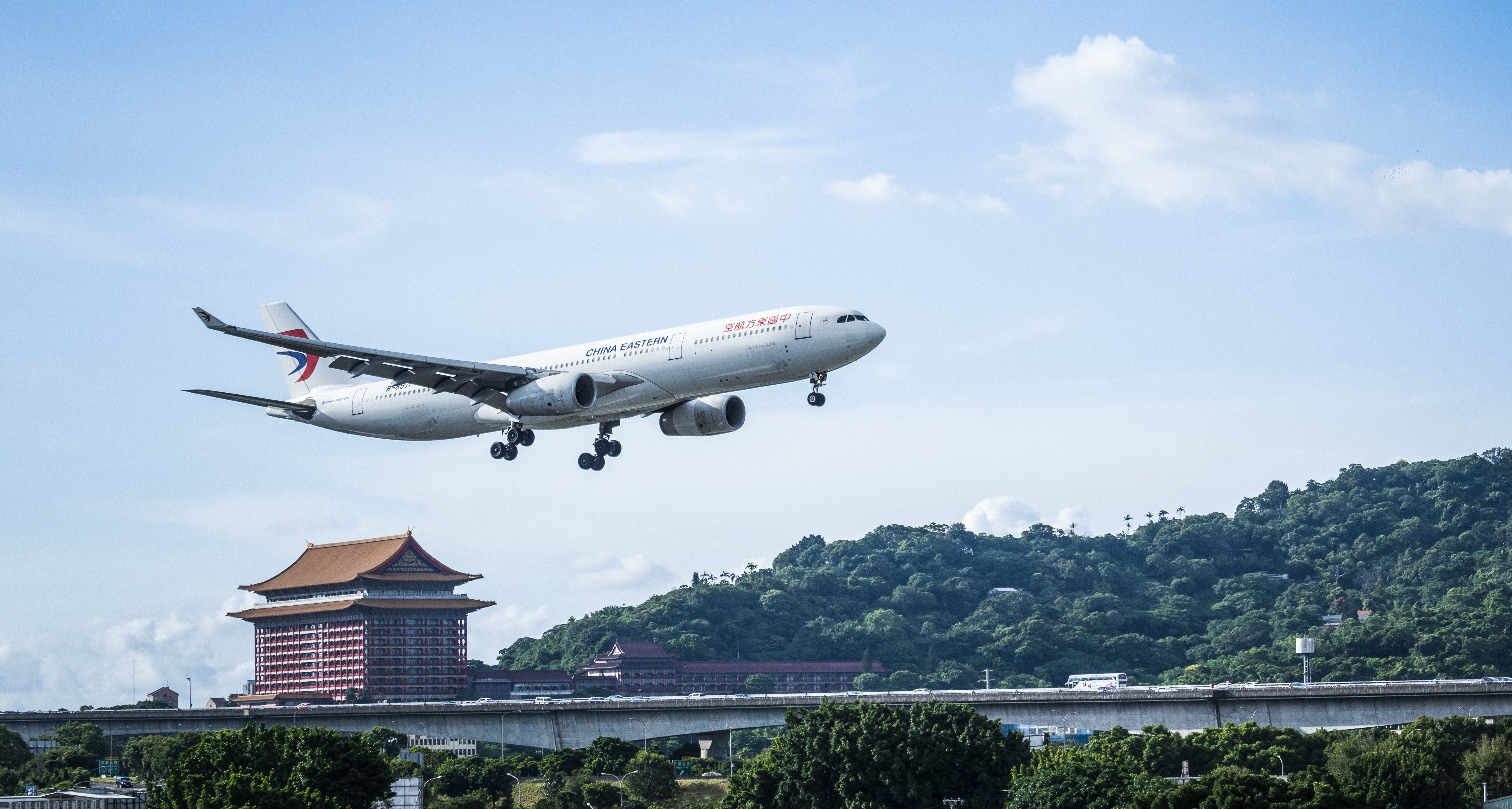 Pakistan Denies Entry to Taiwan Airlines Citing One-China Policy news update image
