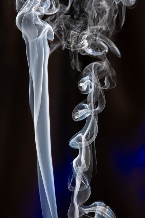 Free Artistic photo of abstract smoke swirls showcasing fluidity and contrast against a dark background. Stock Photo