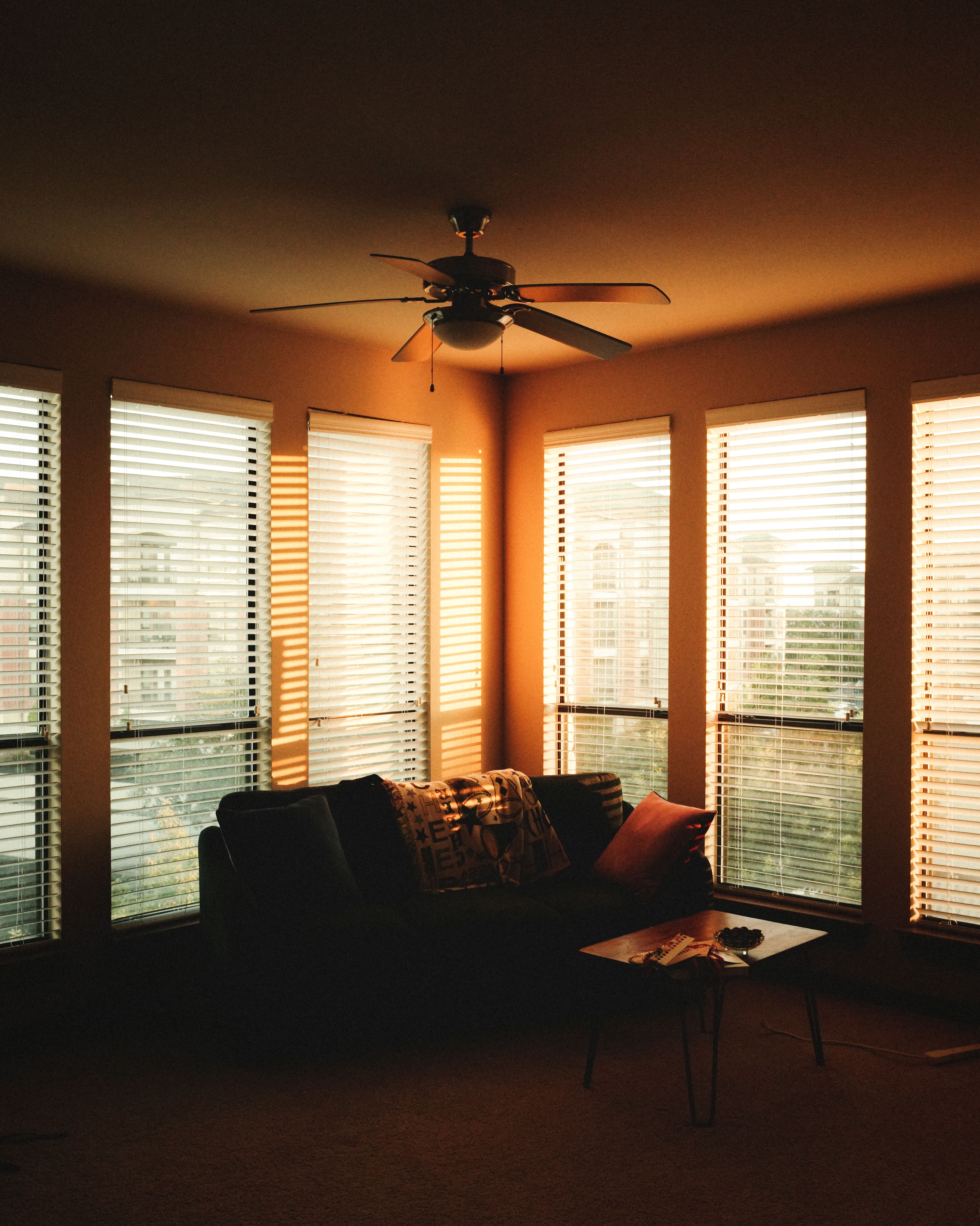 Cortinas e Persianas