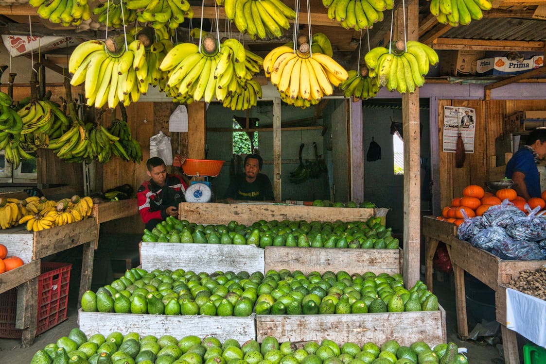 Immagine gratuita di azione, banana, bancarella