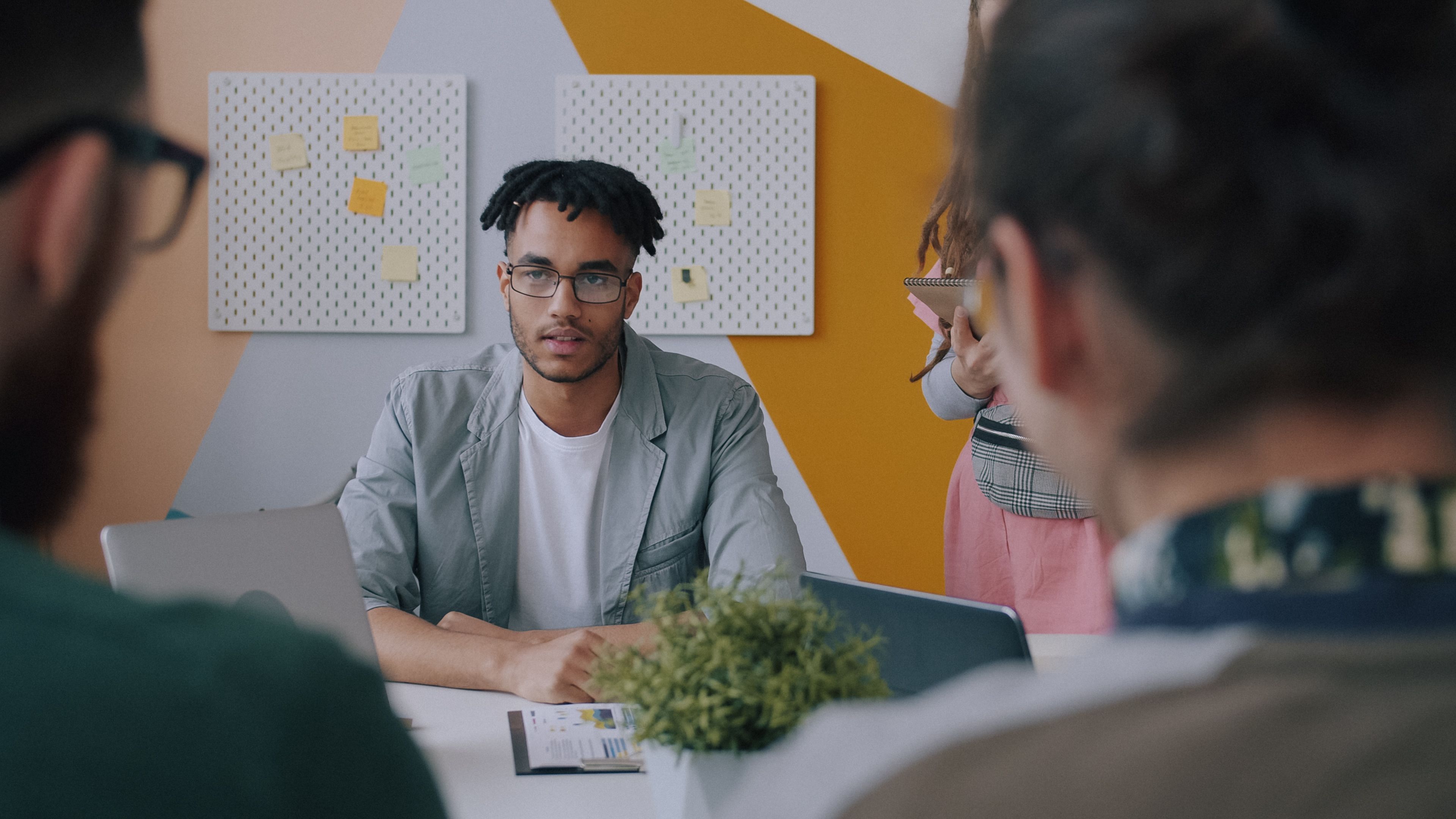 HR Tech: Automating Onboarding Paperwork — Photo by Vitaly Gariev on Pexels