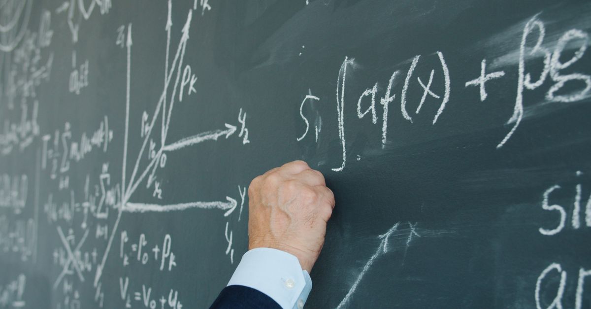 De la abstracción a la realidad: usos esenciales de la matemática pura en la ciencia De la abstracción a la realidad: usos esenciales de la matemática pura en la ciencia