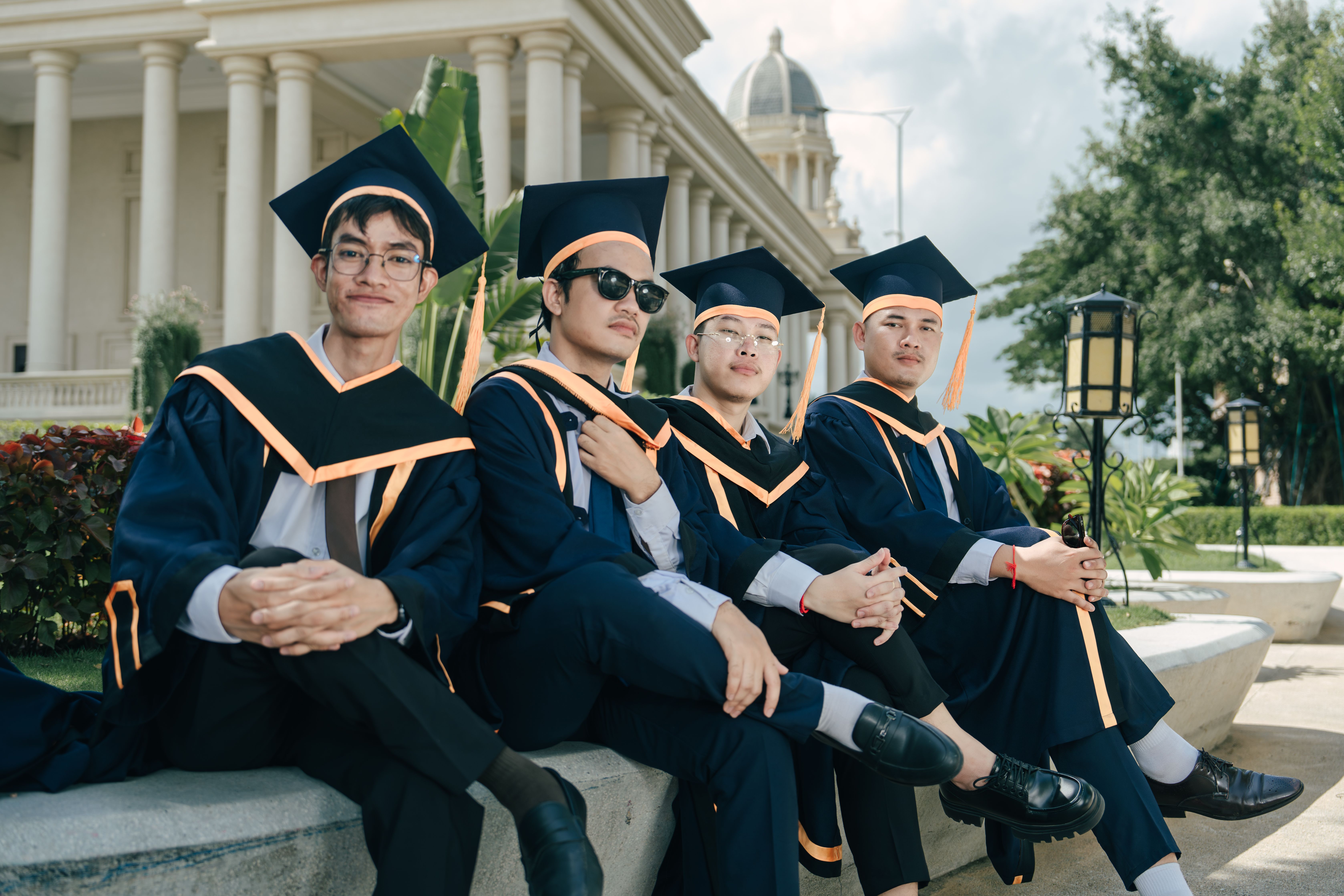 The Pressure to Chase Prestige in College Admissions — Photo by Sinan KRIYA on Pexels