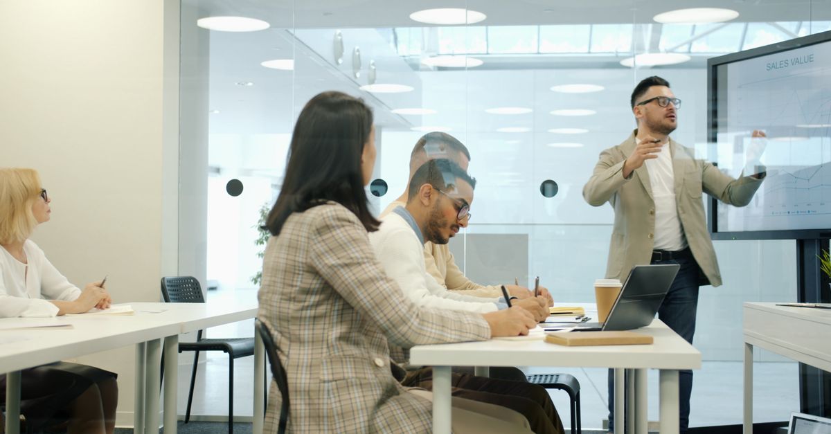 Image Compression Background Business Meeting Presentation in Modern Office · Free Stock Photo