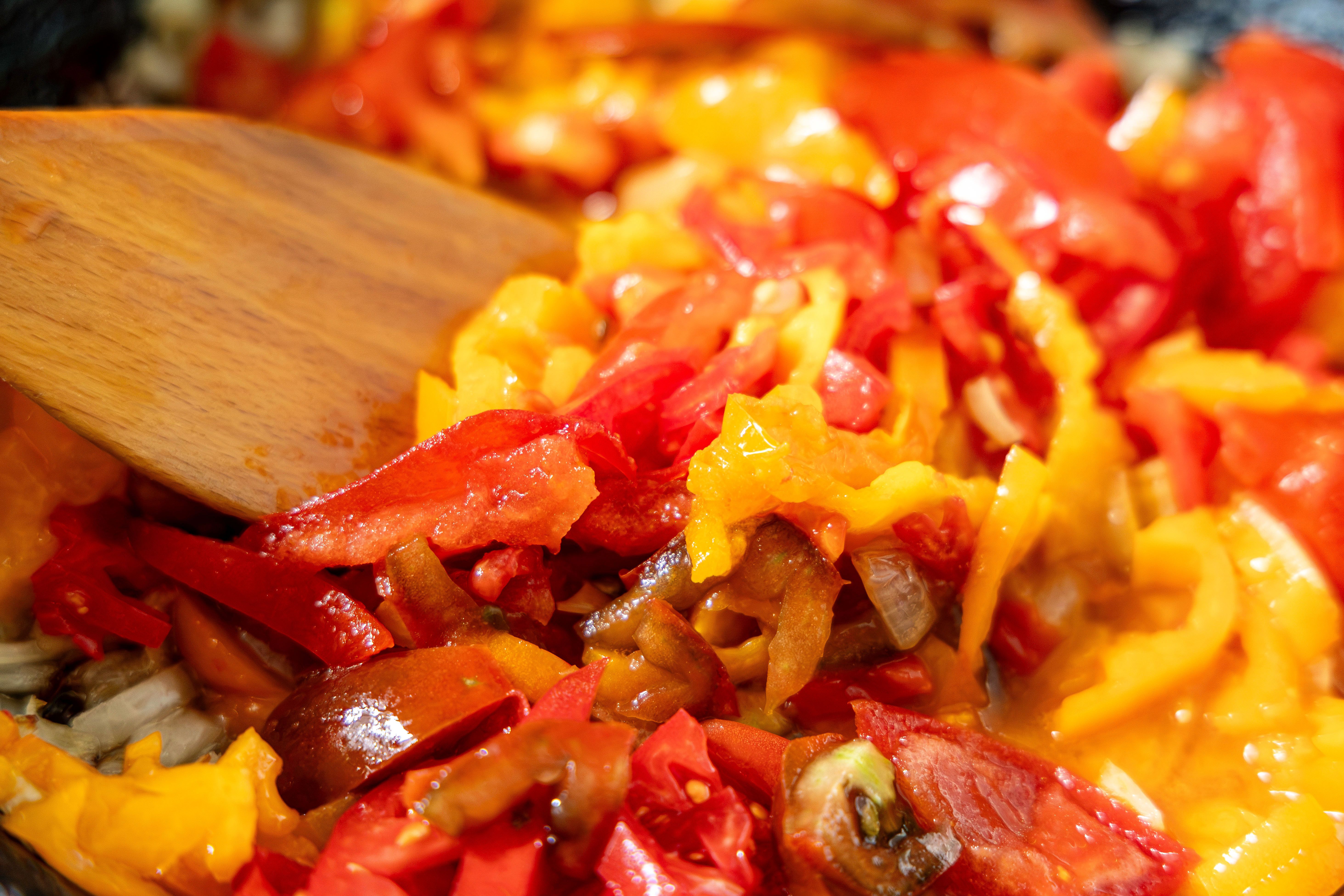 specialty diets special diets schedule — Photo by Lena Ti on Pexels