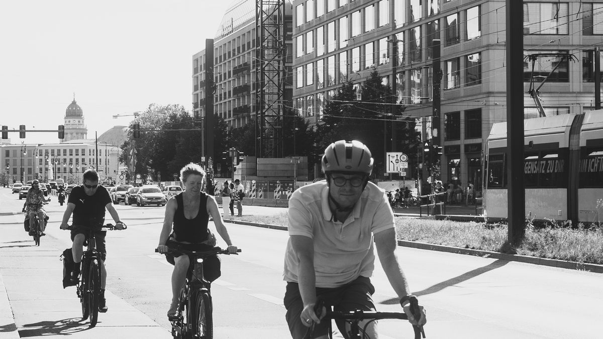 Les avantages du vélo électrique pour les trajets de santé mentale en milieu urbain - illustration