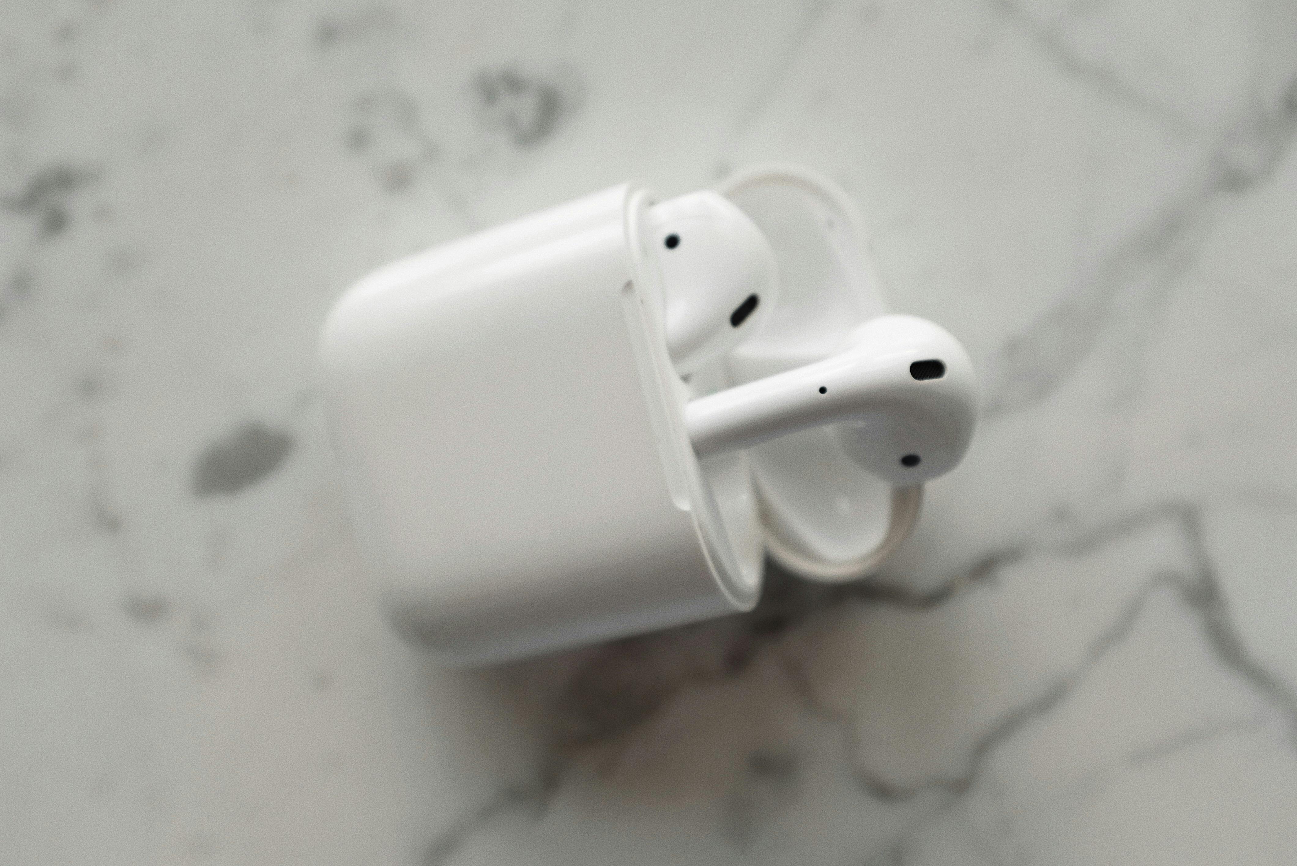 Cumpără căștile AirPods 4 la doar 85 de dolari înainte de Black Friday