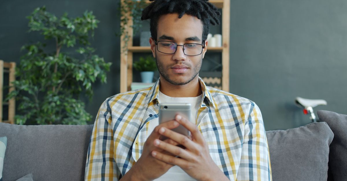 Photo: Vitaly Gariev / Pexels Australian government considers ban on smart glasses in Commonwealth workplaces