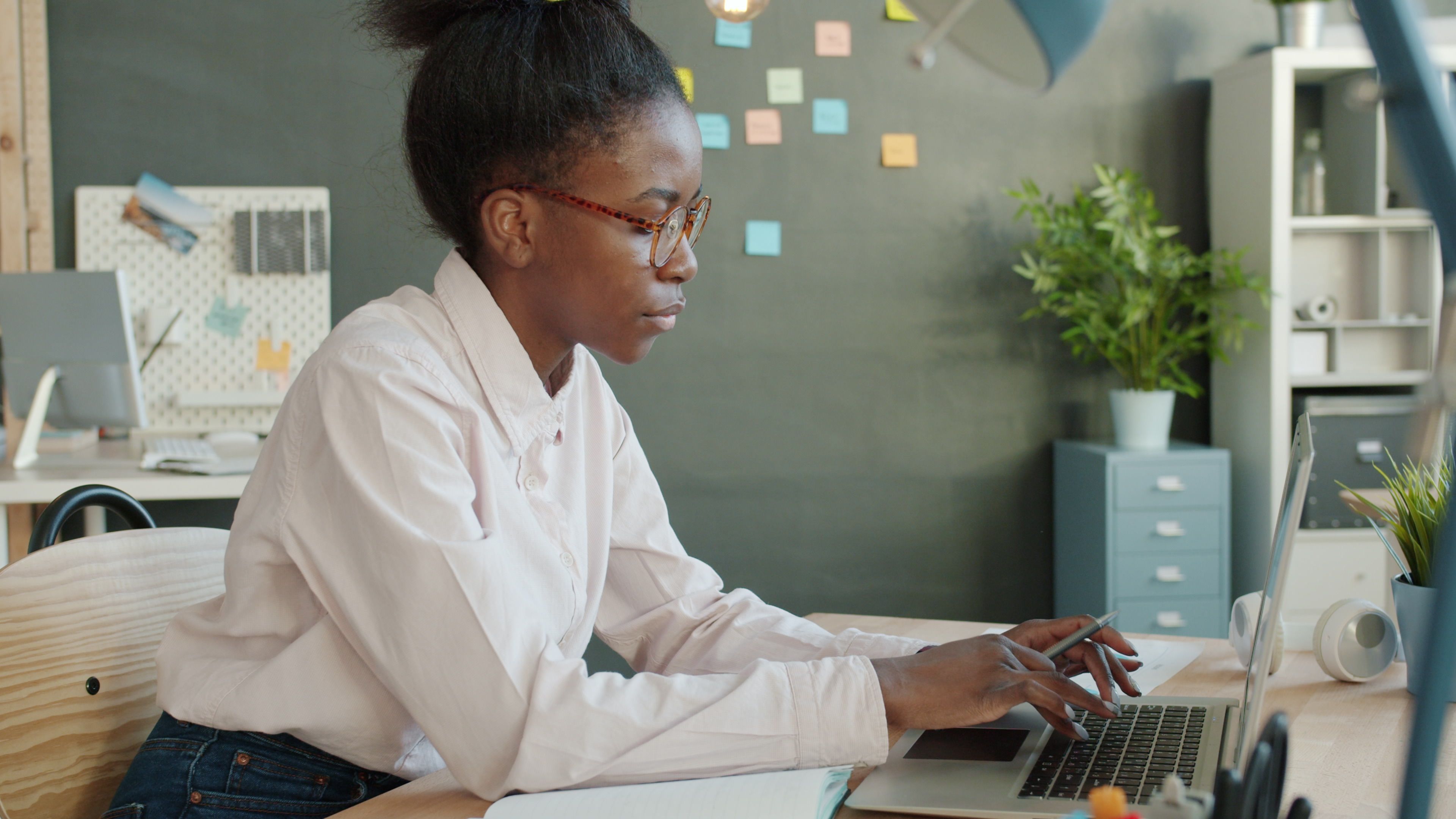 Ethical Growth Hacking Is Not an Oxymoron — Photo by Vitaly Gariev on Pexels