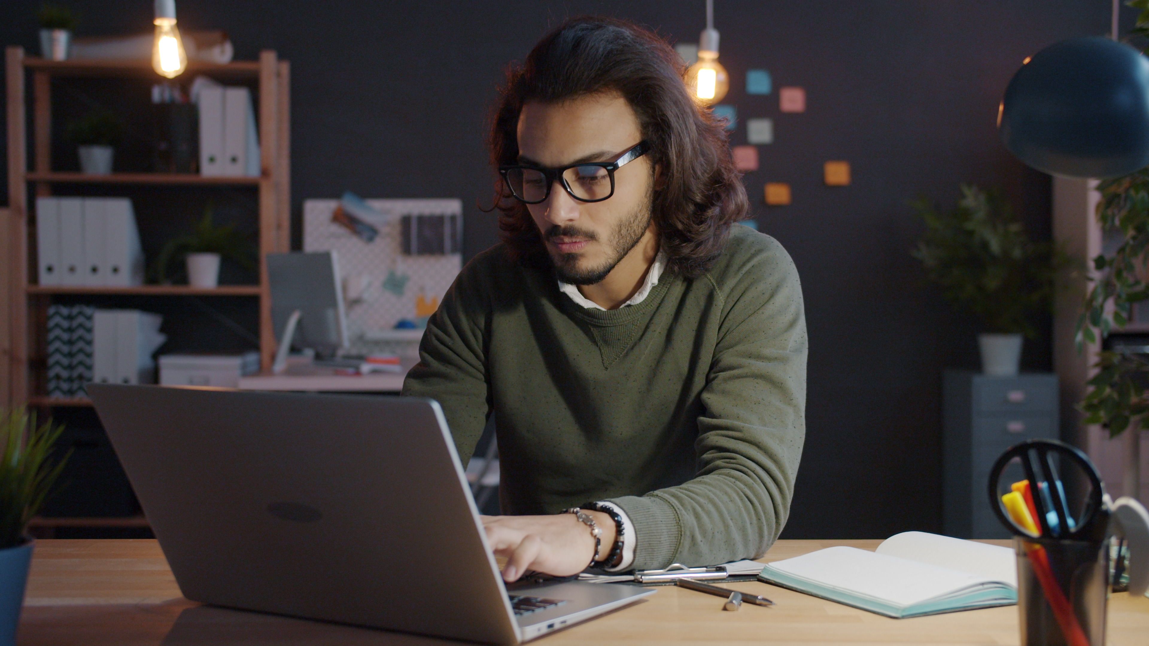 Defense attorneys urged to cautiously adopt AI to match prosecution — Photo by Vitaly Gariev on Pexels