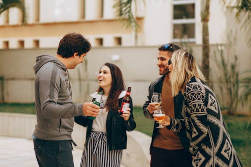 Základová fotografie zdarma na téma drinky, lidé, muži