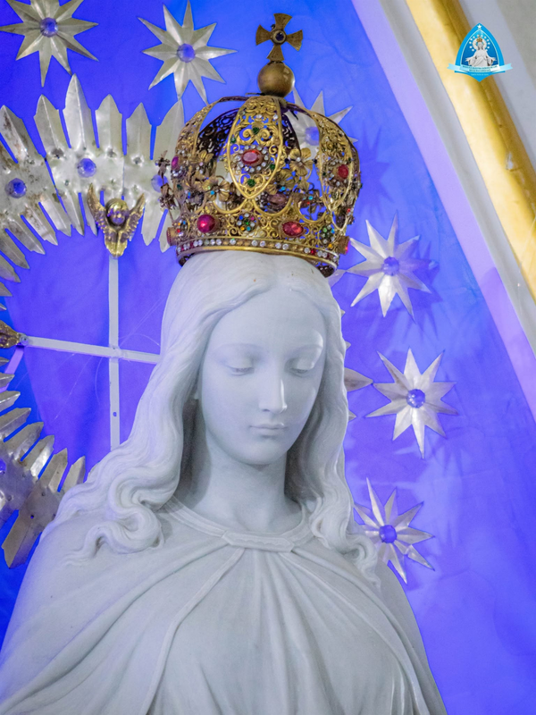 Imagen de la Virgen