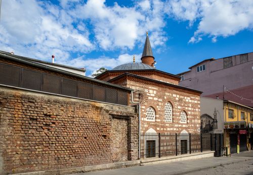 Free Beautiful Ottoman-style architecture in Istanbul showcasing historic brickwork and intricate design. Stock Photo