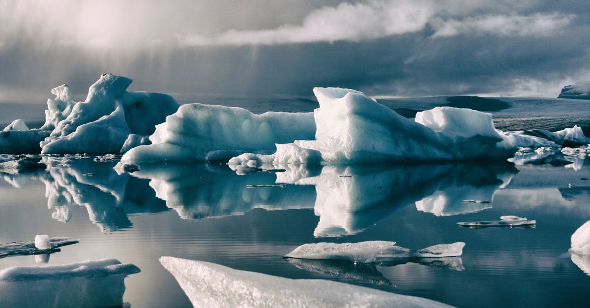 Climate change and its effects on public health: heat waves, vector‑borne disease spread