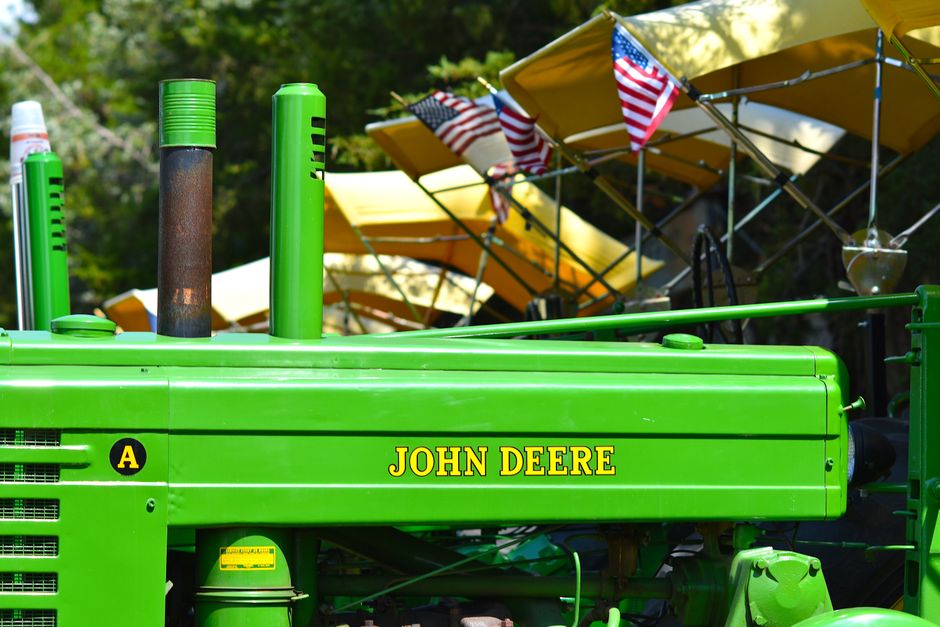 I fixed a tractor using John Deere’s self-repair service. Farmers aren’t sold on it.