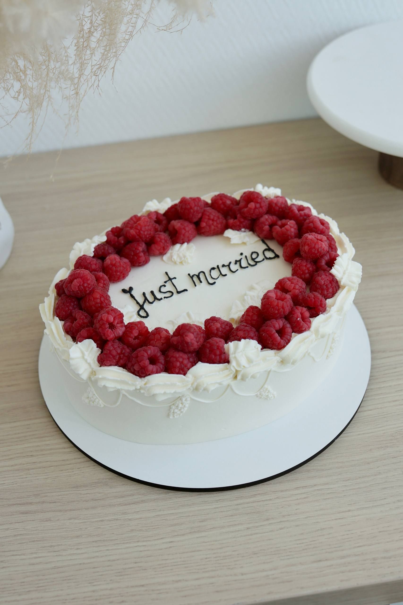 Naked Cake