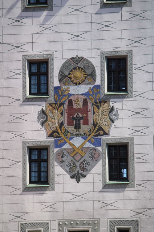 Free Detailed facade featuring artwork and windows in Munich, Germany. Stock Photo