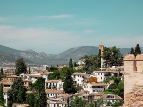 Free Explore the picturesque view of traditional Andalusian architecture in Granada, Spain. Stock Photo