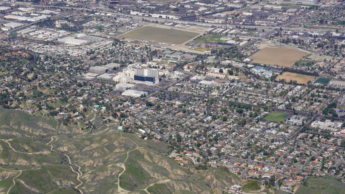 How to Enter Free Samples in Santa Ana, California Without Scams