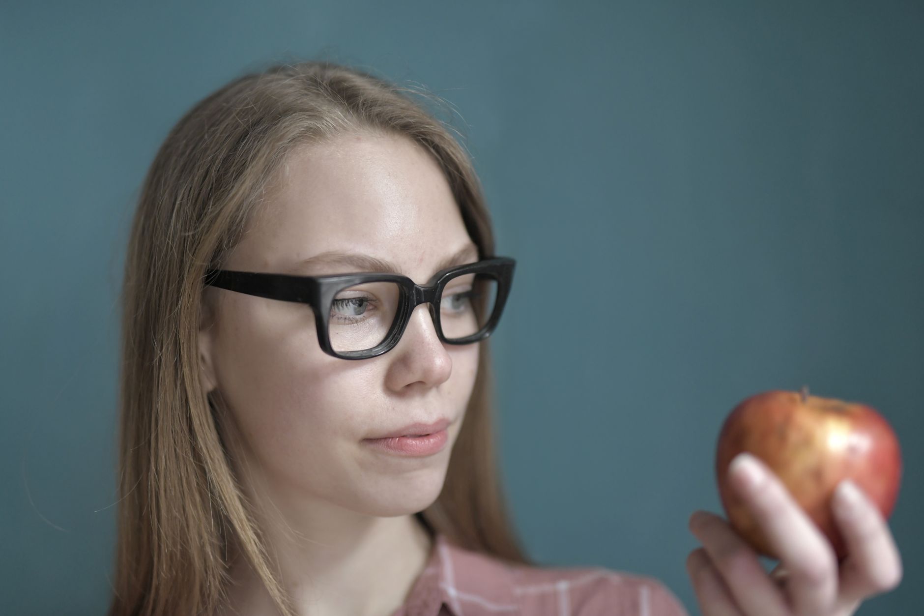 Apple's Smart Glasses vs. Meta Ray-Bans: What We Know About Apple's Upcoming AR Eyewear