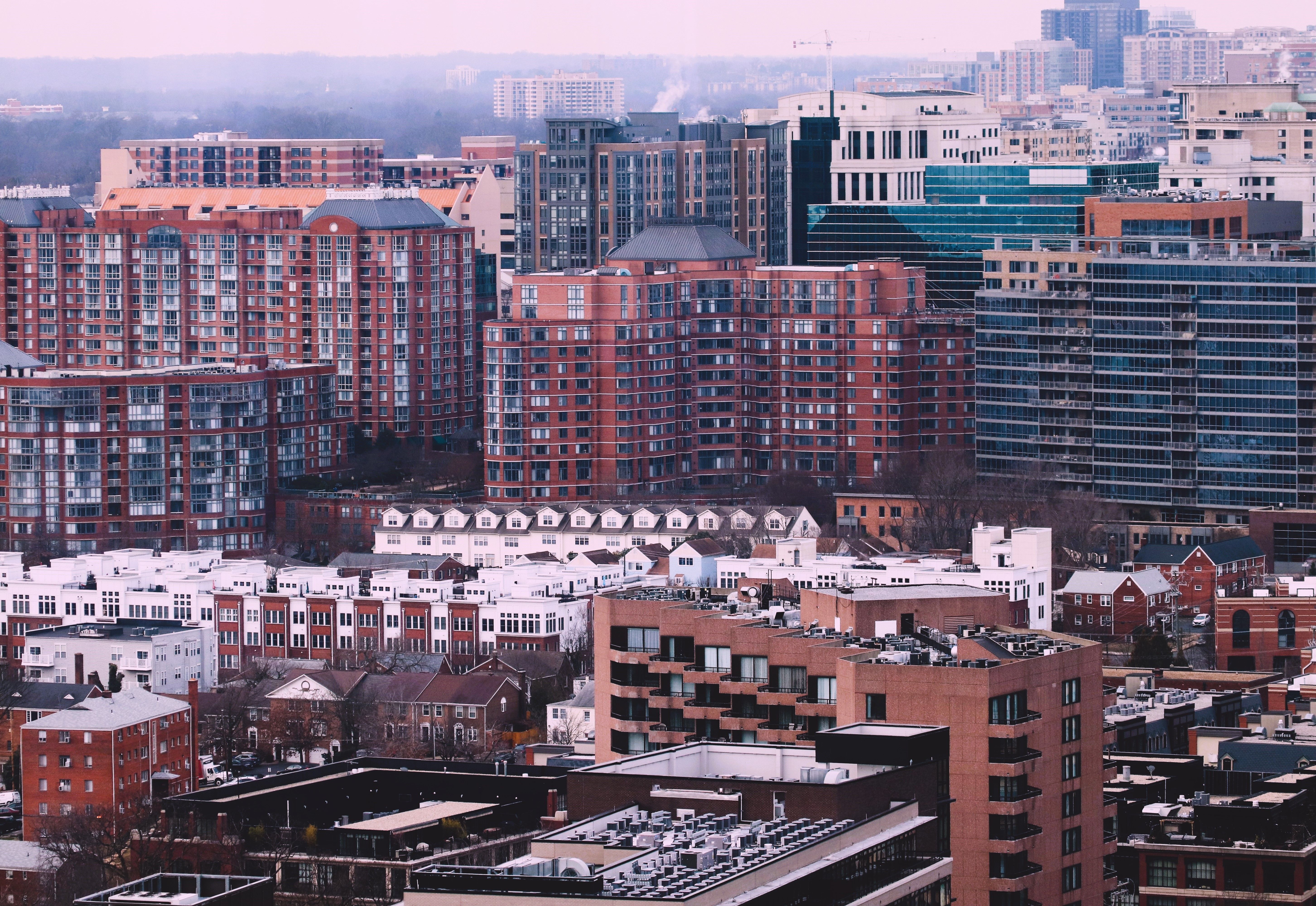 Condo Sales Decline Amid Rising HOA Fees Impacting Buyers