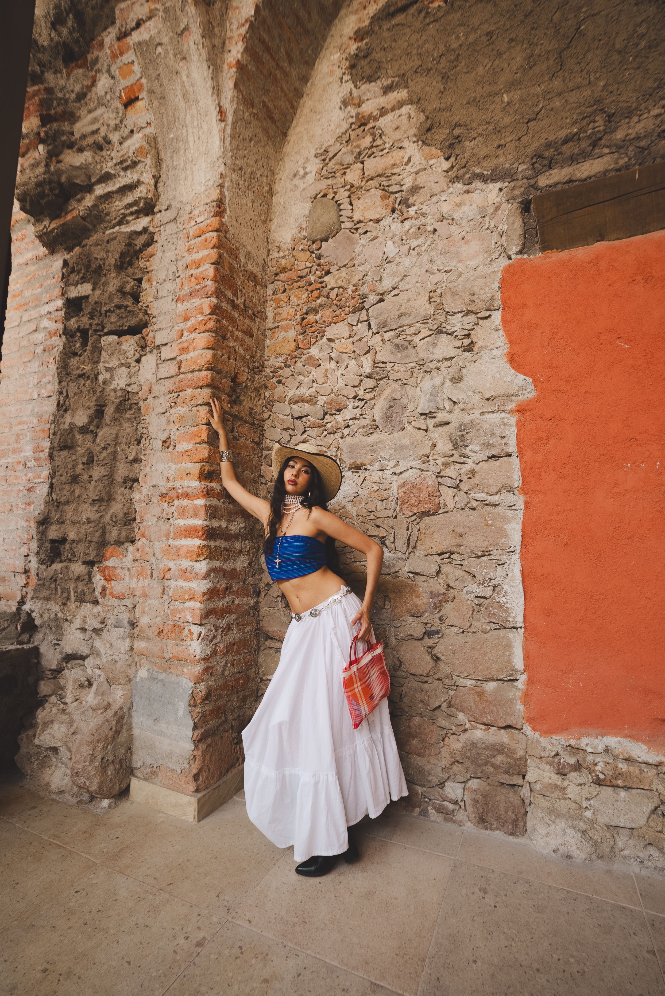 Vestidos e Saias