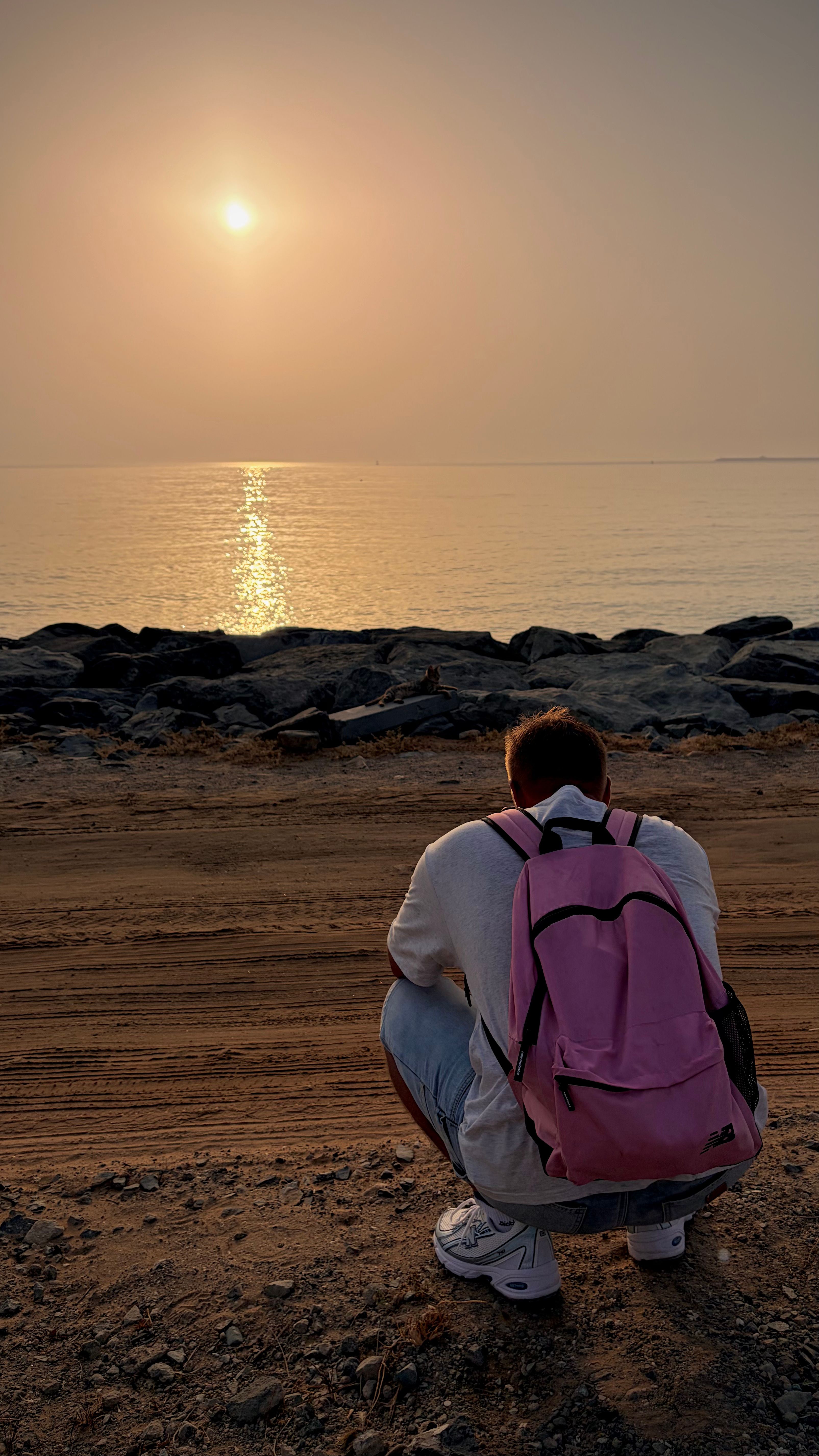 저녁 해변 산책로