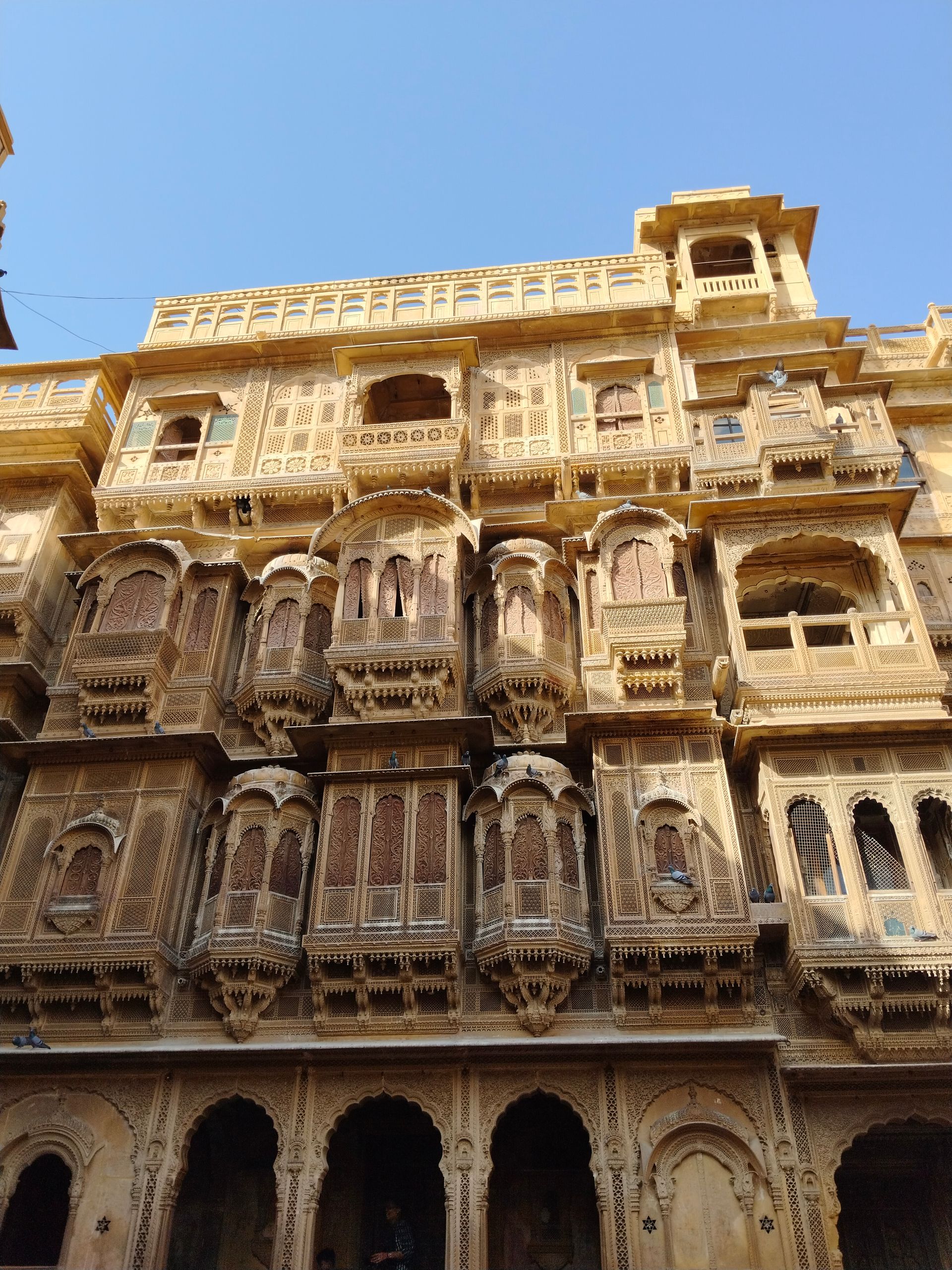Golden sandstone architecture of Jaisalmer Fort