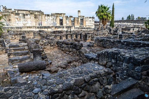 Free Explore the historic ruins of the Capernaum Synagogue in Israel, steeped in ancient history. Stock Photo