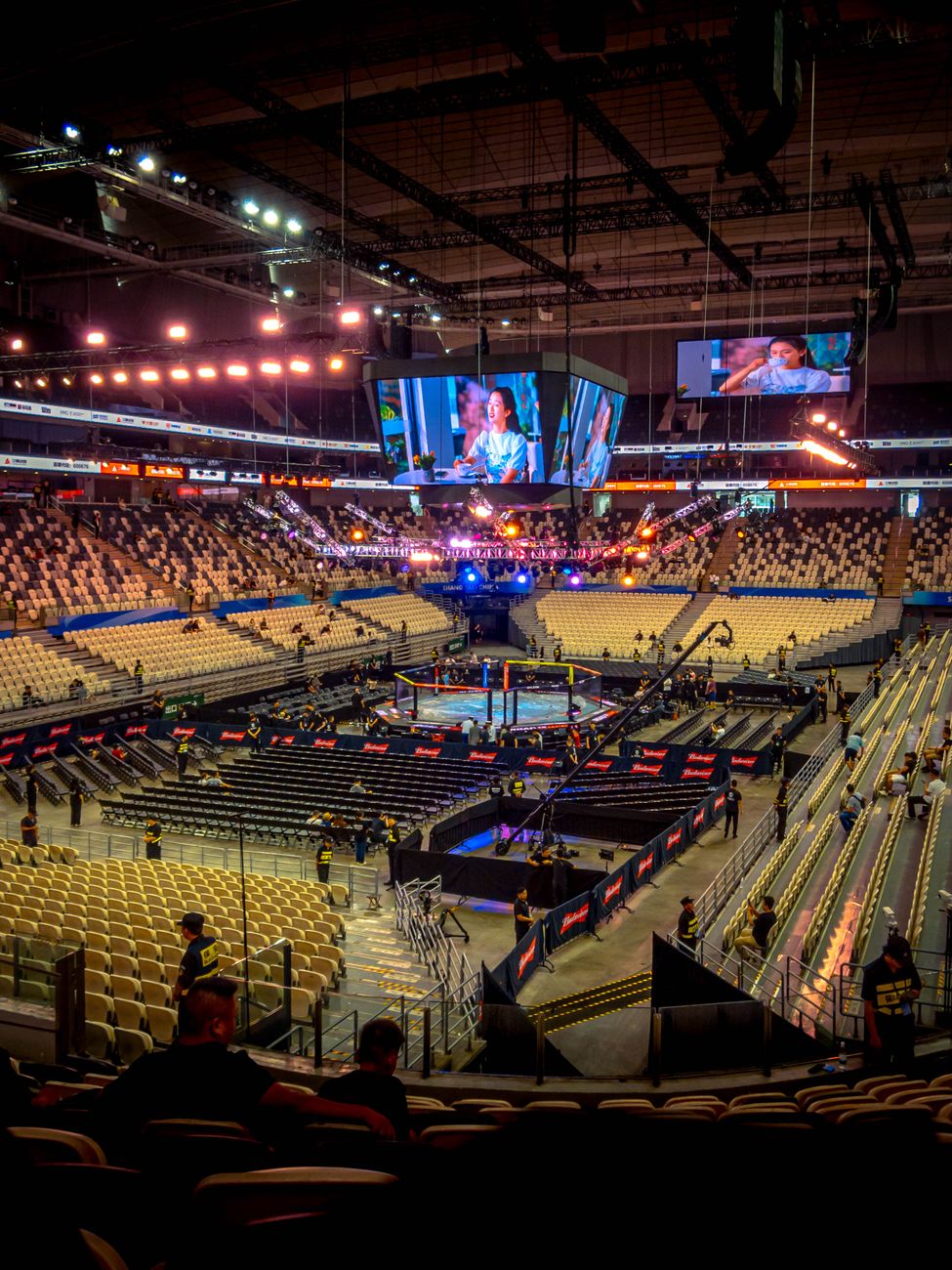 Dana White eyes UFC's first Hawaii event as new arena rises