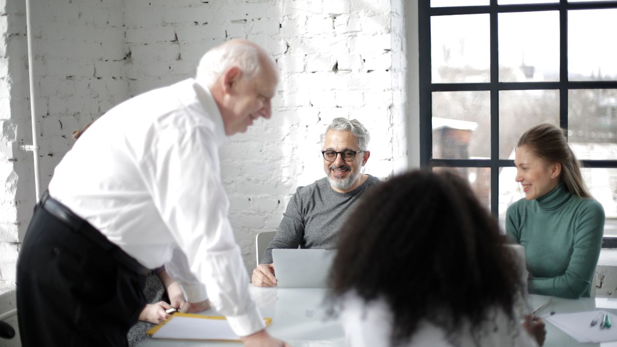 Leadership transformationnel et motivation des équipes
