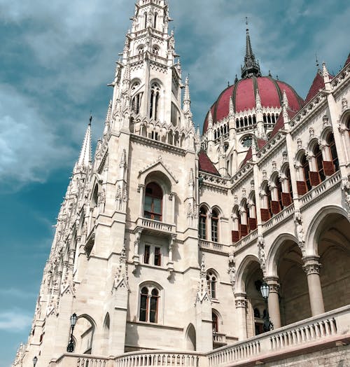 Foto profissional grátis de arcada, Budapeste, católico