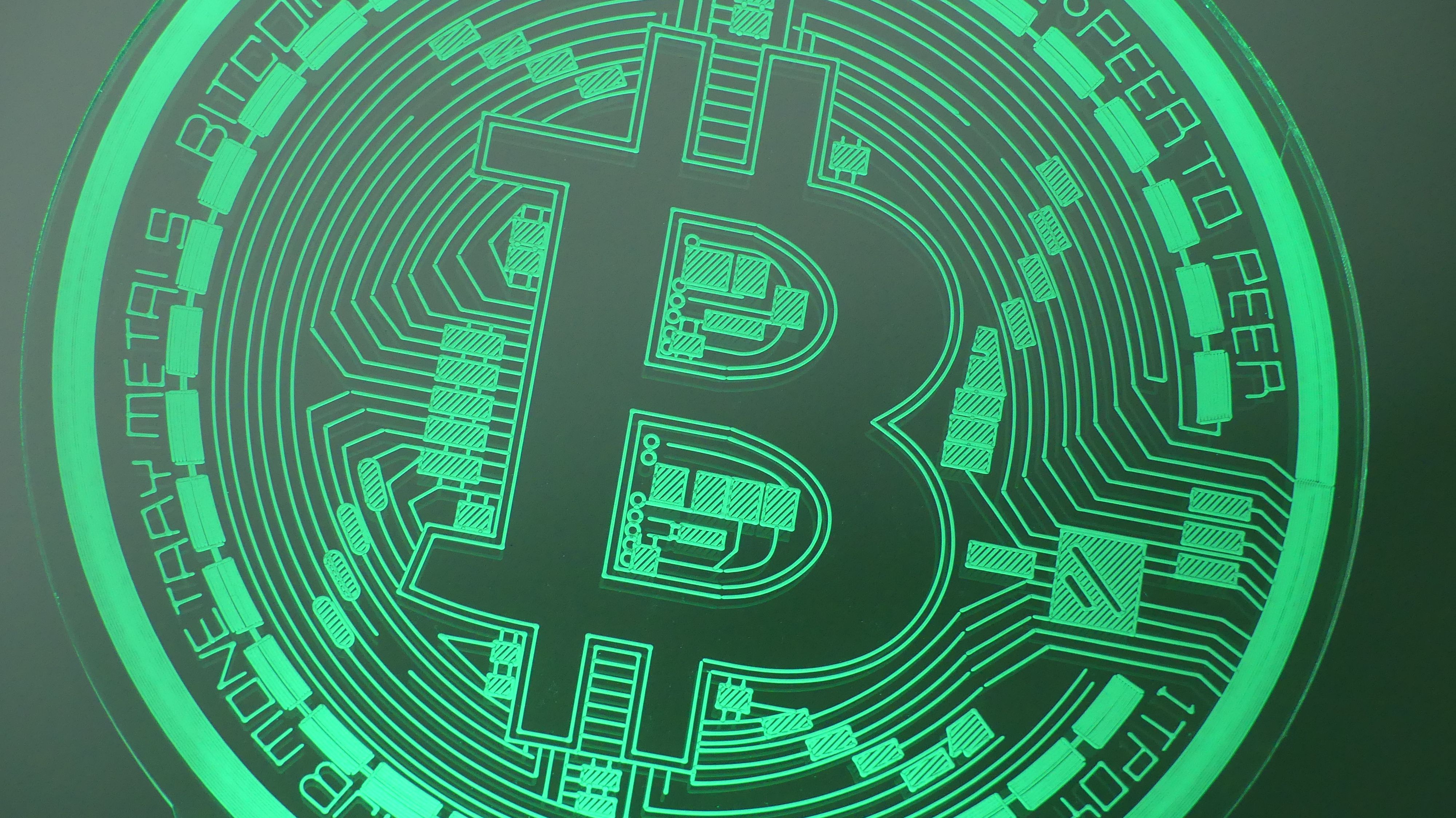 decentralized betting and on-chain transparency
