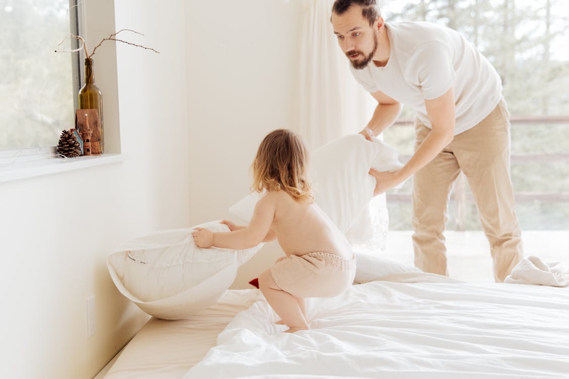 Foto profissional grátis de adorável, adulto, afeição