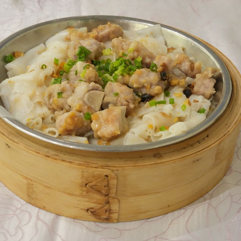 Steamed Pork Pearl Balls