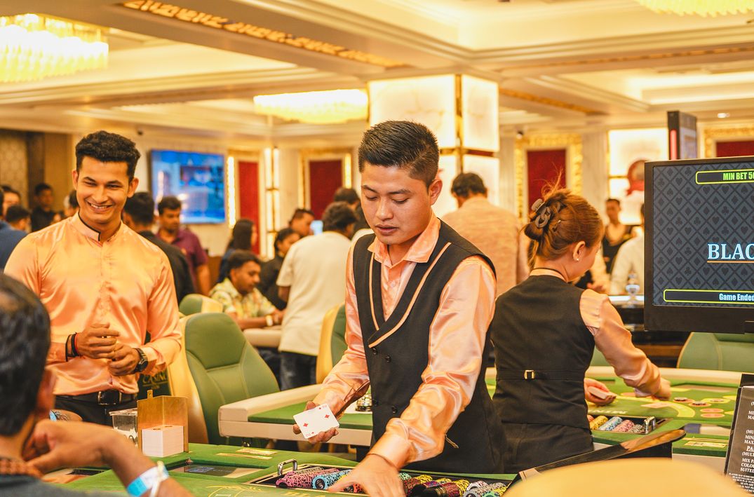 Online Casino: Spielautomaten und Live-Spiele im Überblick
