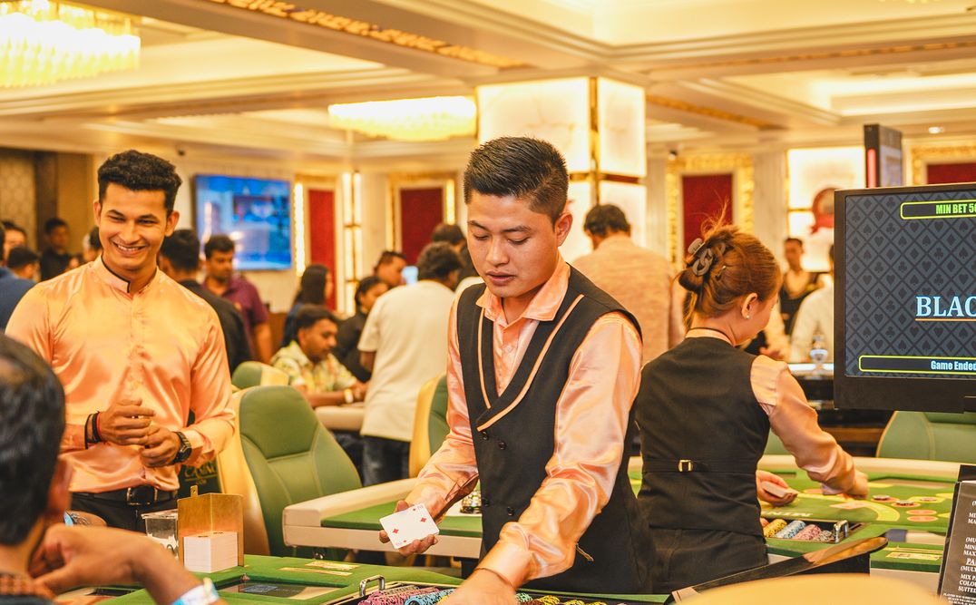 Online Casino: Spielautomaten und Live-Spiele im Überblick