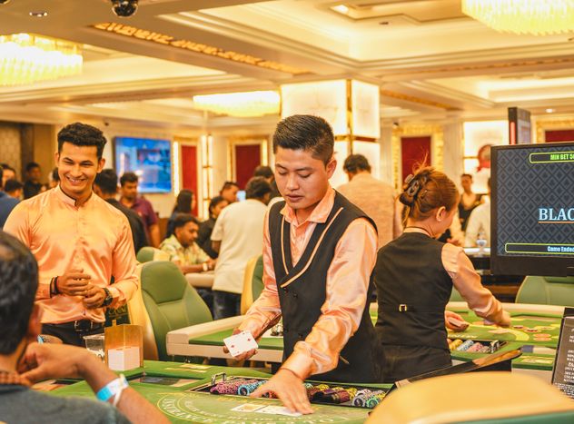 Online Casino: Spielautomaten und Live-Spiele im Überblick